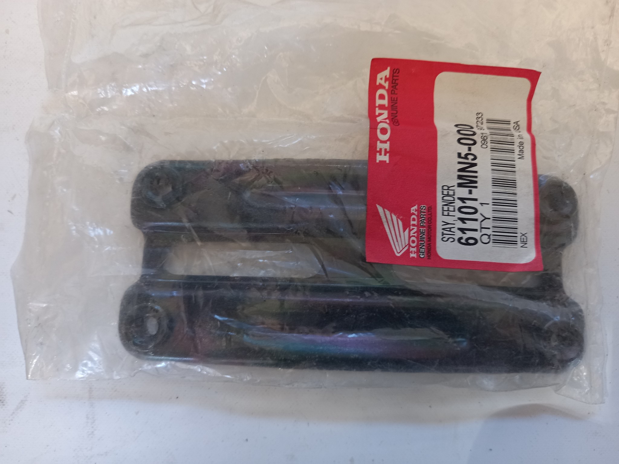 Picture of Honda  STUETZE, V. FENDER  61101-MN5-000